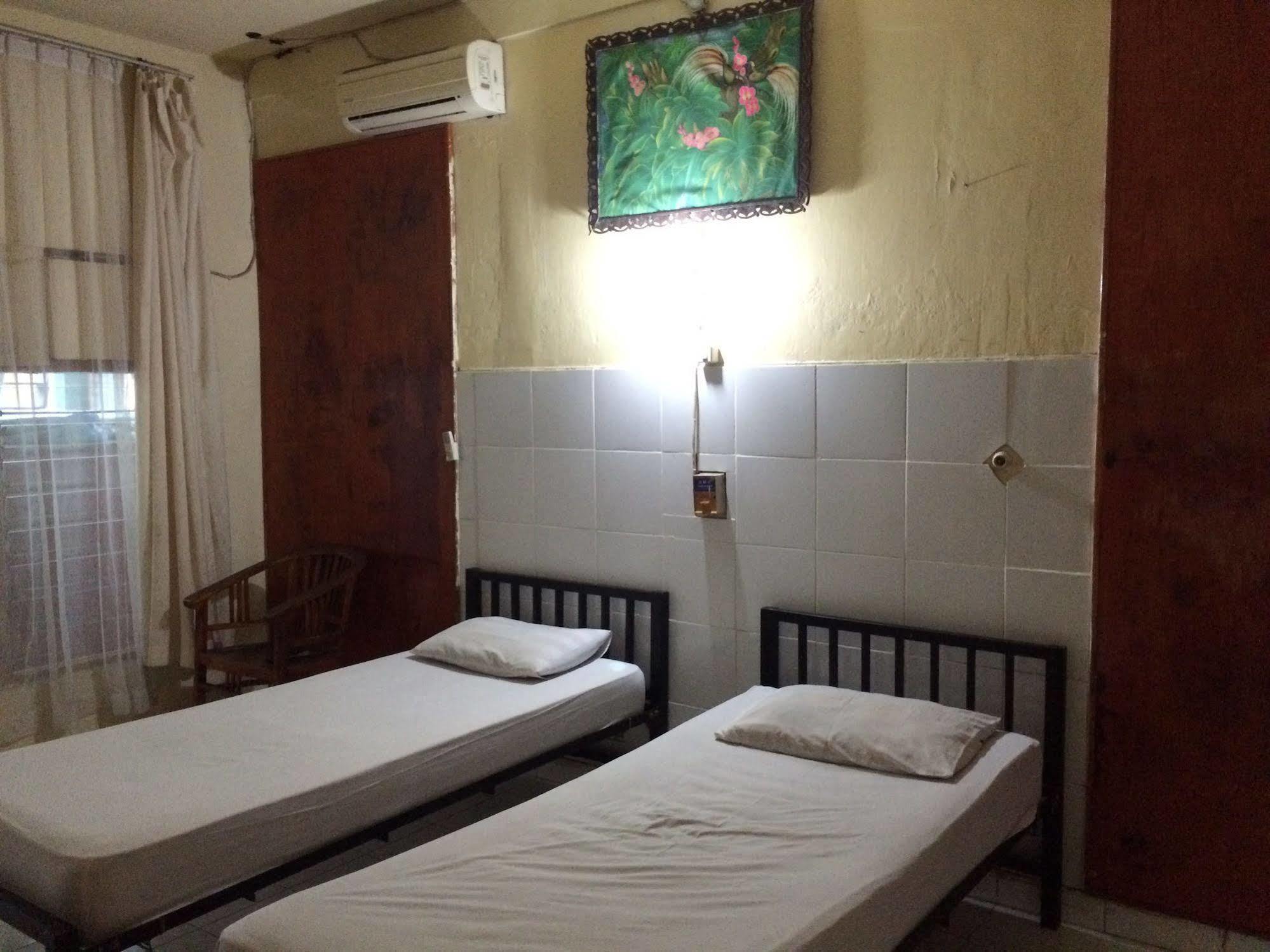 Rita Za Hotel Kuta Lombok Extérieur photo
