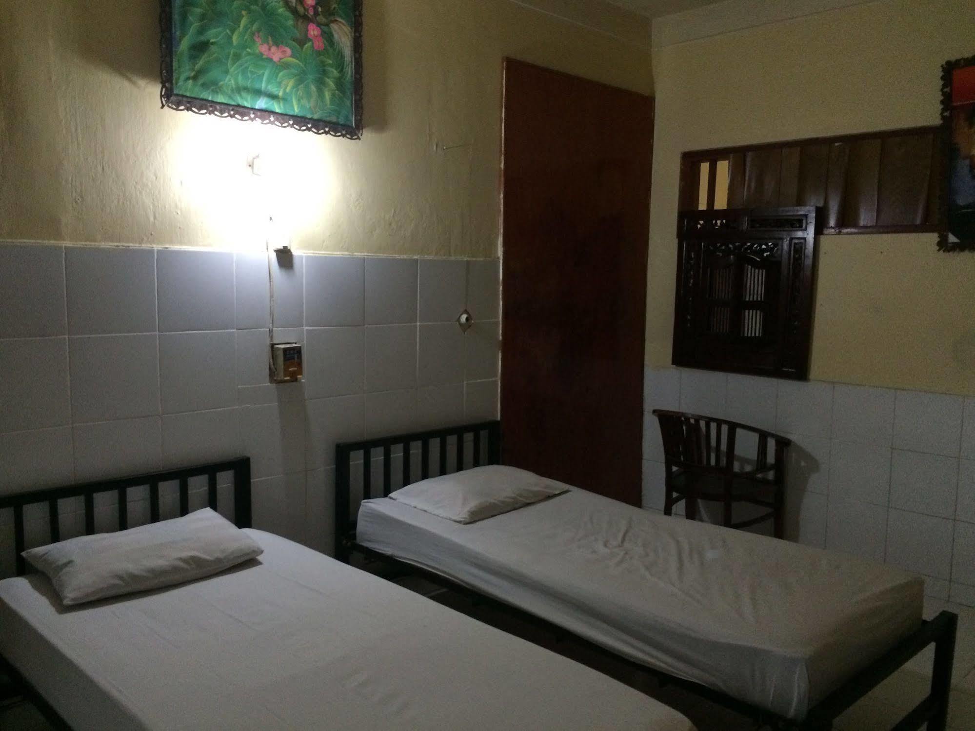 Rita Za Hotel Kuta Lombok Extérieur photo